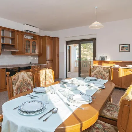 Two-bedroom In Апартаменты Бол